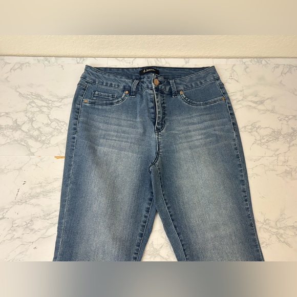 d. jeans Women’s Ankle Jeans Blue Wash Sz 6P Stretch Denim Skinny Ankle - Picture 2 of 5